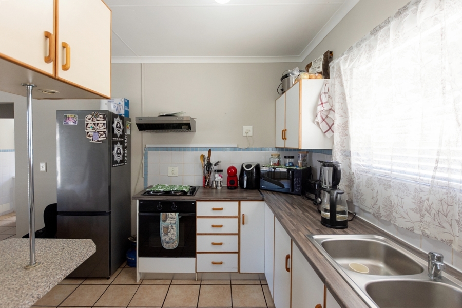 2 Bedroom Property for Sale in Laaiplek Western Cape